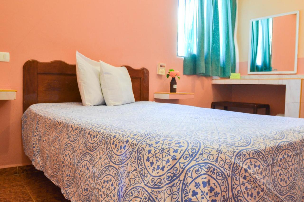 Casa Palma Hotel 신데 델 카르멘 외부 사진